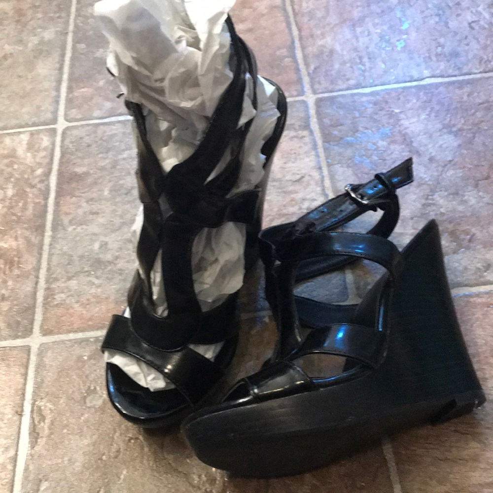 Aldo black patent wedges